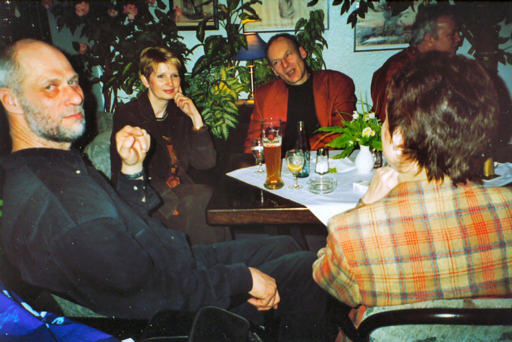200403130219.jpg